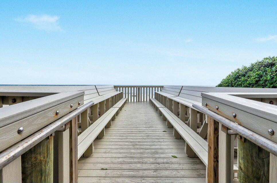 59 Colony Jupiter Inlet Colony, FL 33469