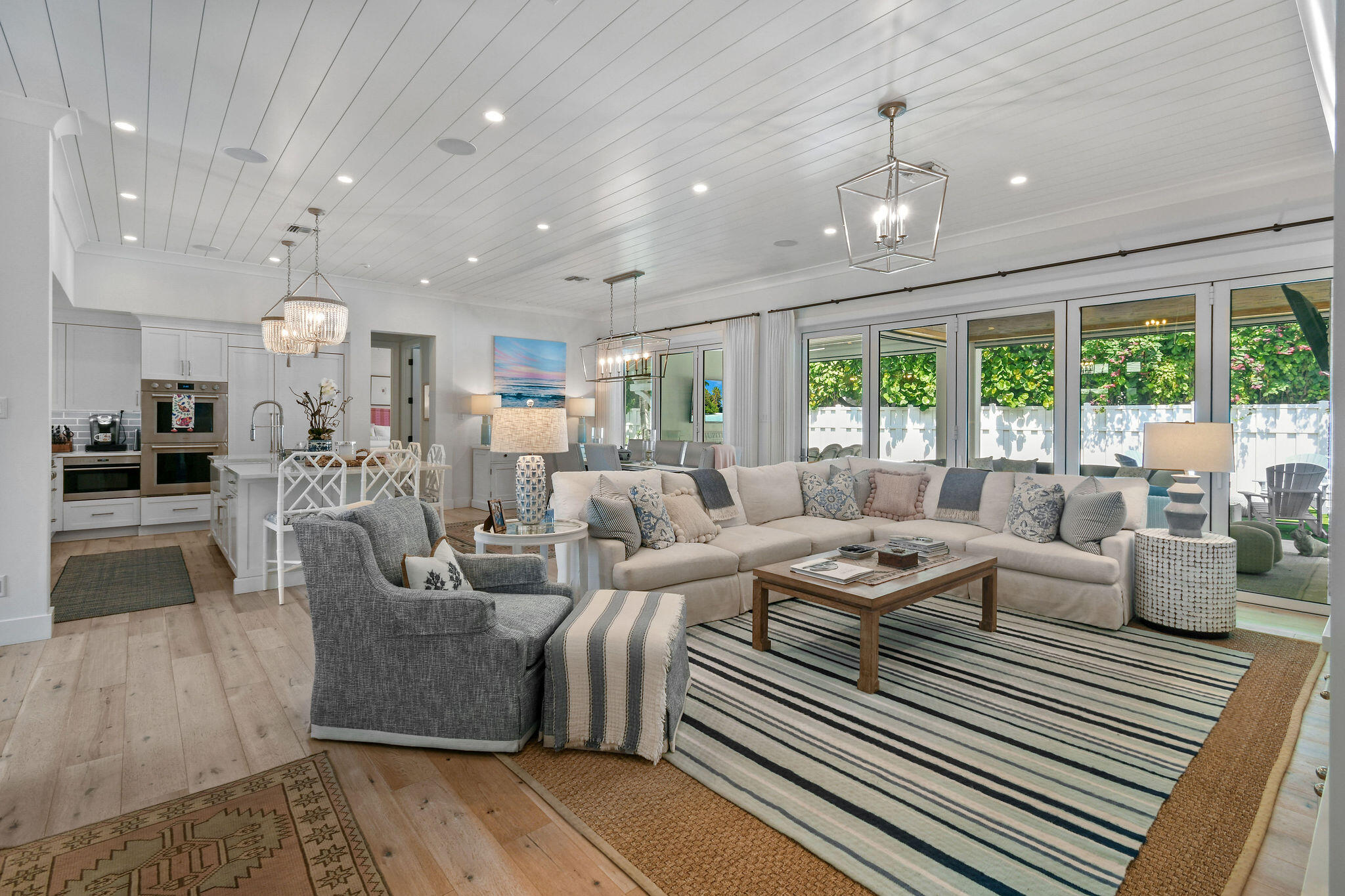 59 Colony Jupiter Inlet Colony, FL 33469