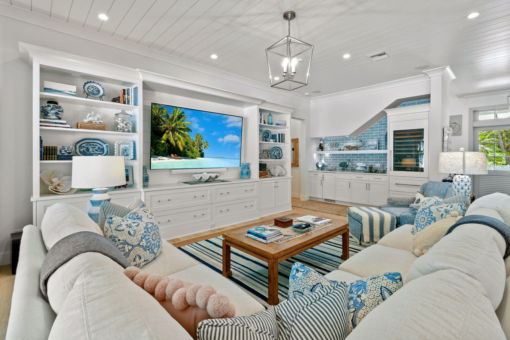59 Colony Jupiter Inlet Colony, FL 33469