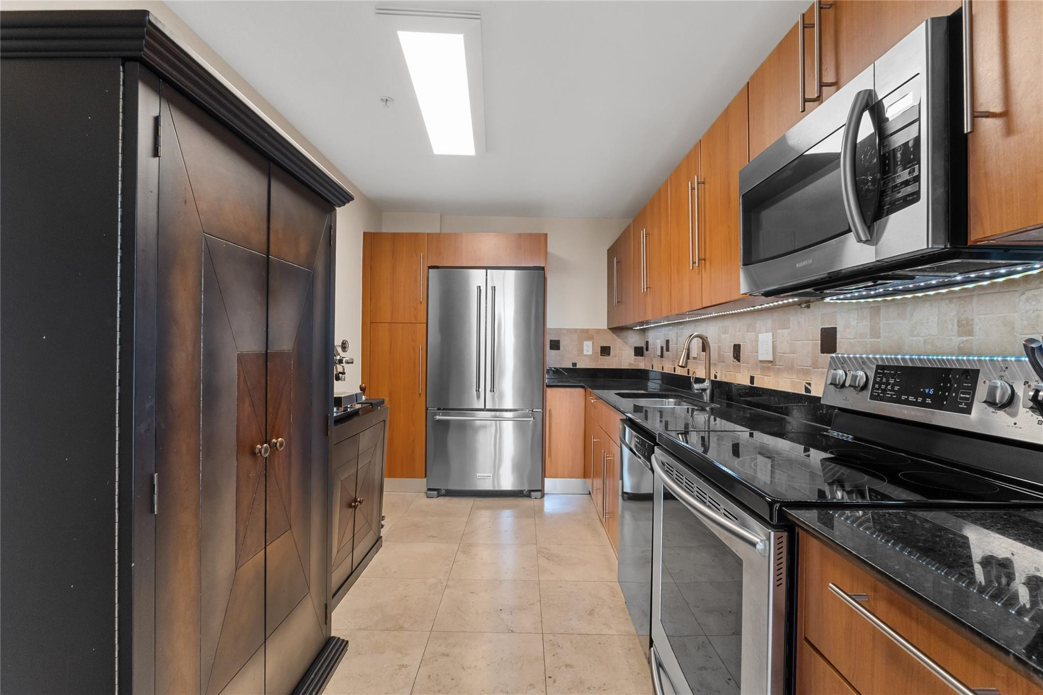 3001 S Ocean #727 Hollywood, FL 33019