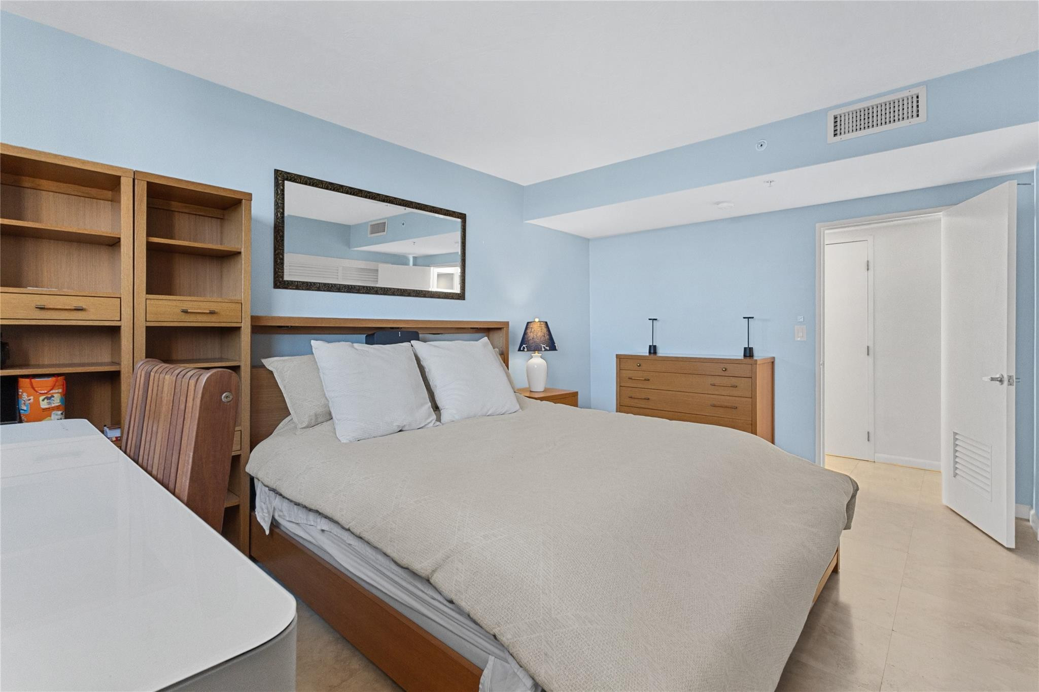 3001 S Ocean #727 Hollywood, FL 33019