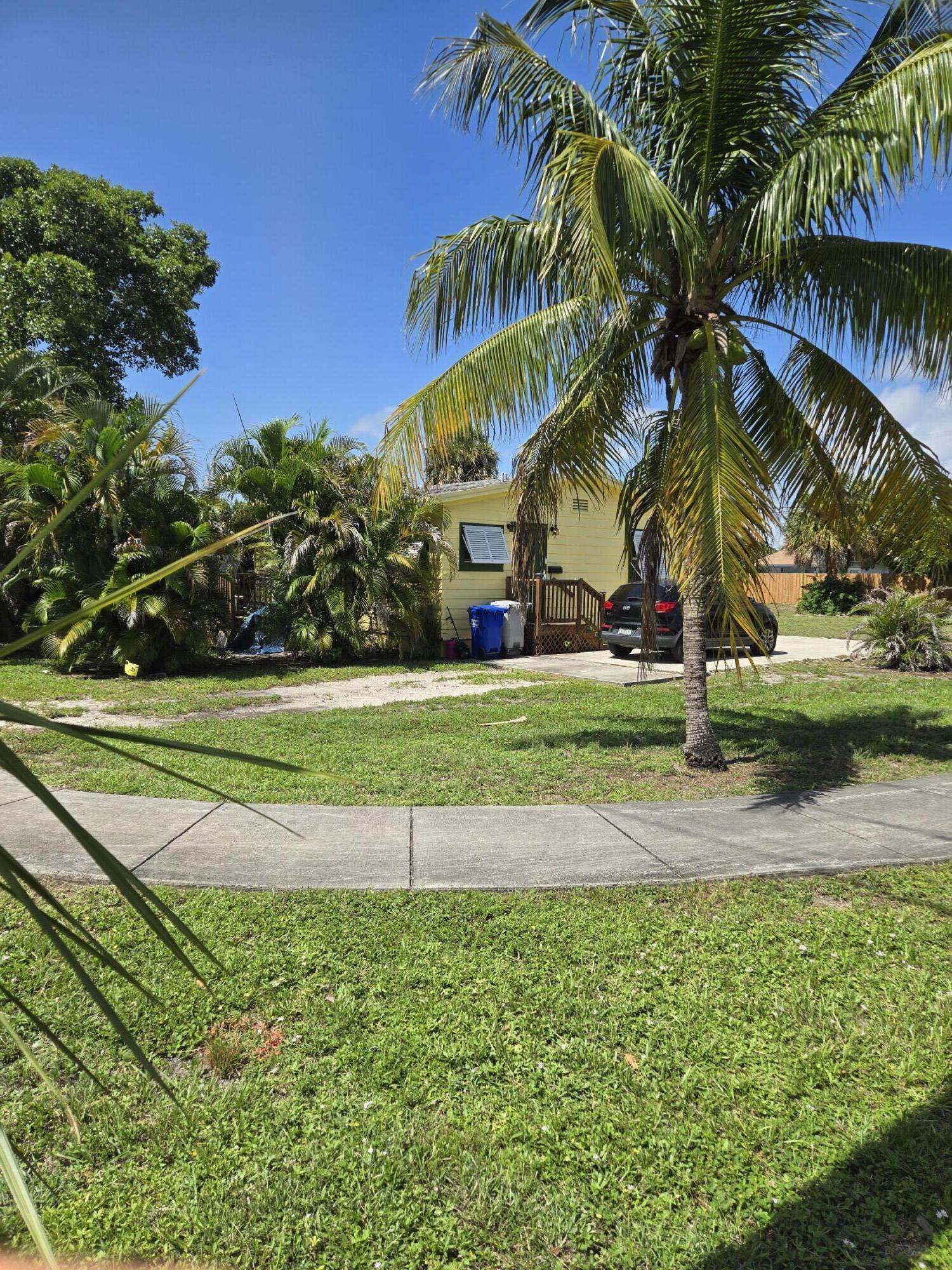 239 NE 18th Ave
