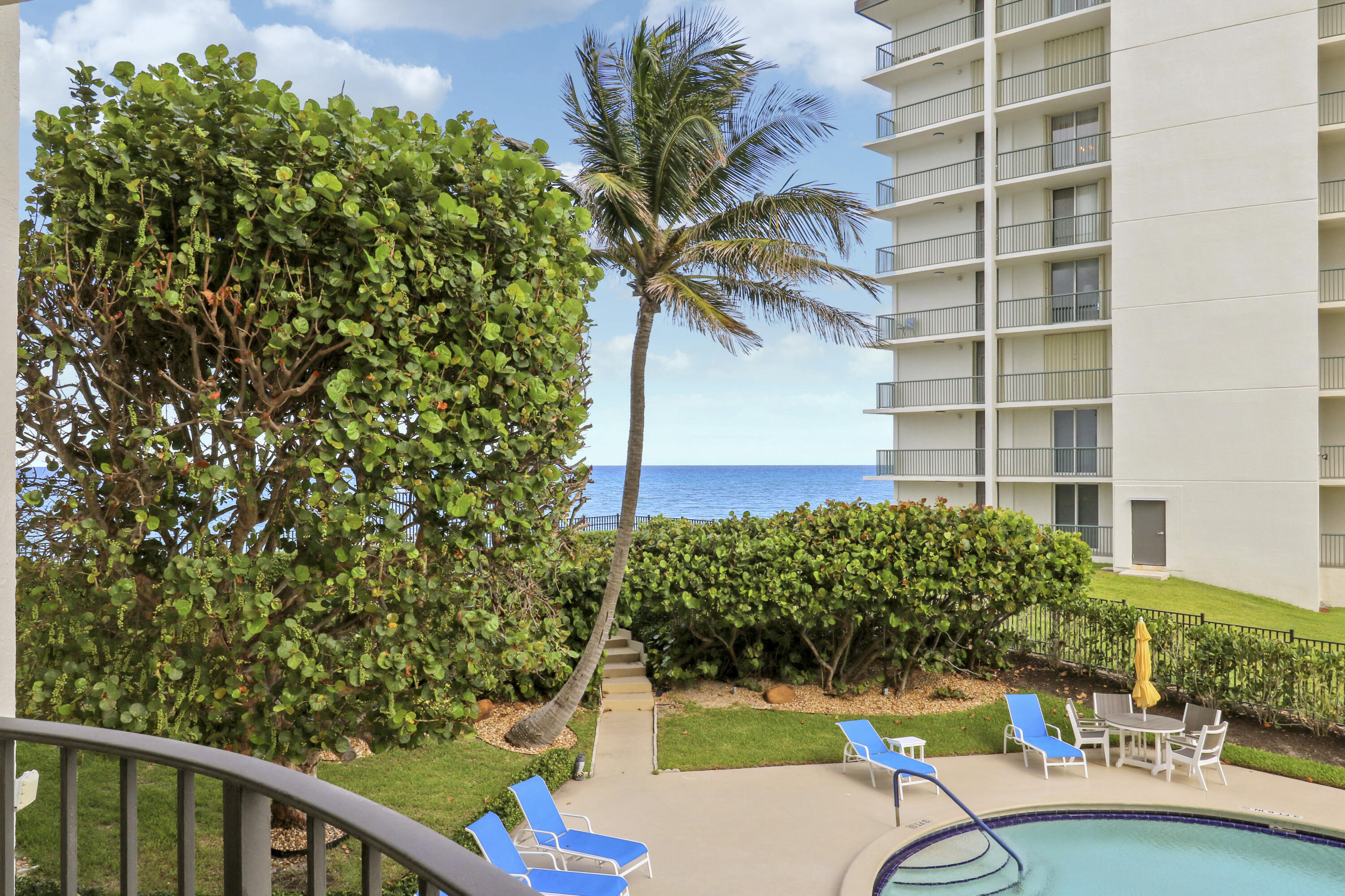 5420 N Ocean #204 Singer Island, FL 33404