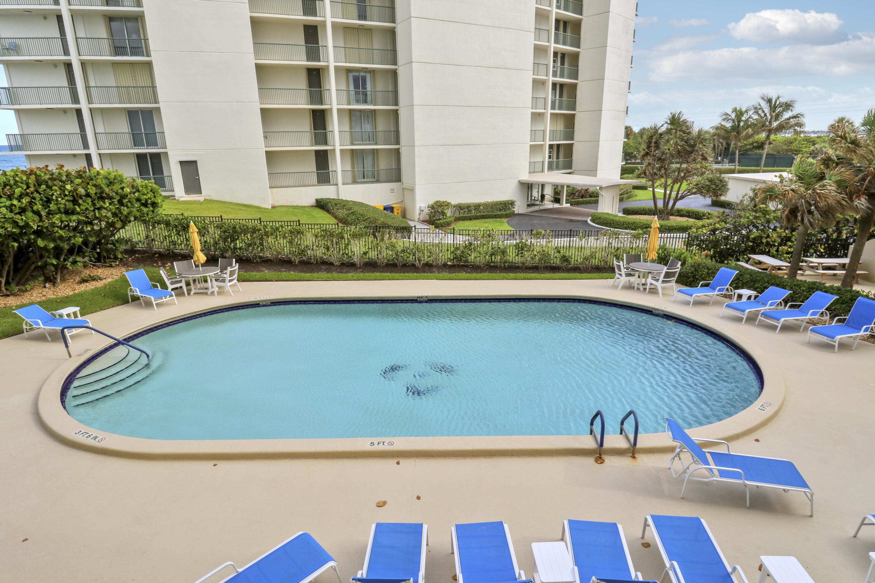 5420 N Ocean #204 Singer Island, FL 33404