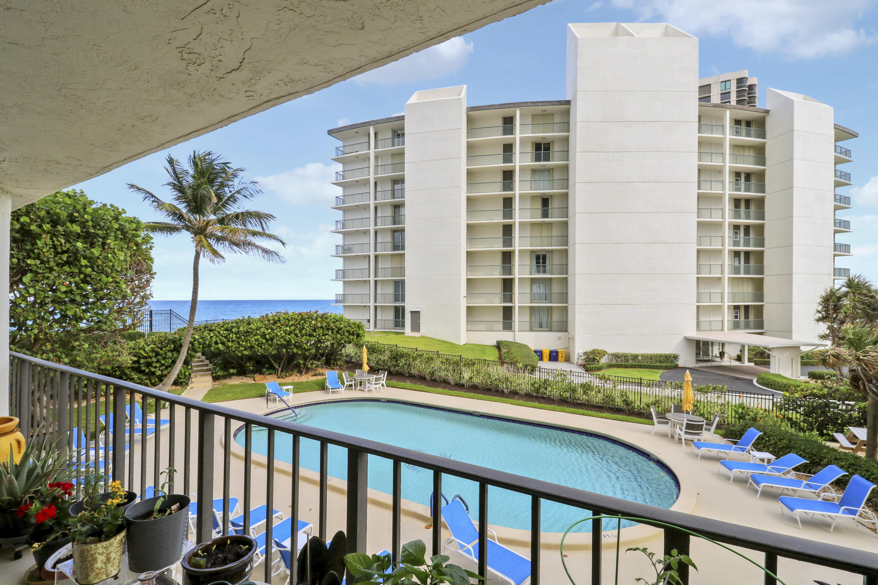 5420 N Ocean #204 Singer Island, FL 33404