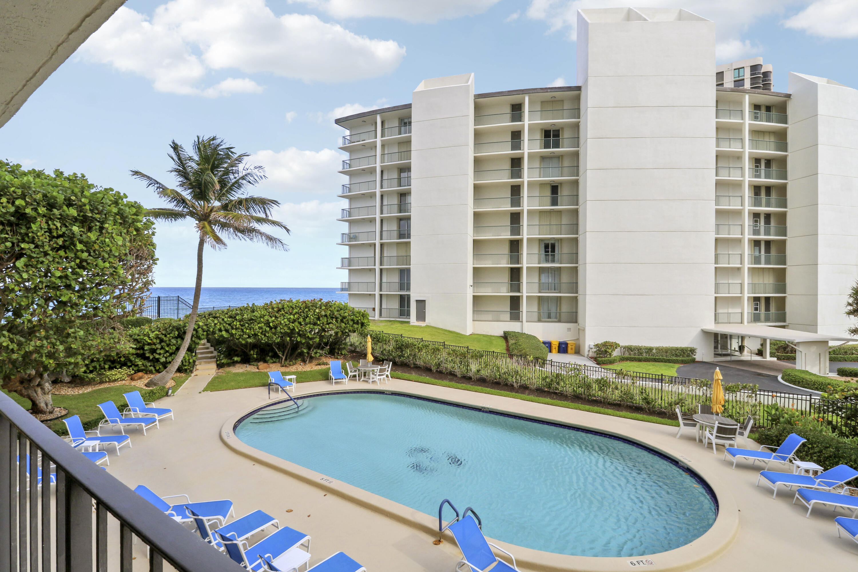 5420 N Ocean #204 Singer Island, FL 33404