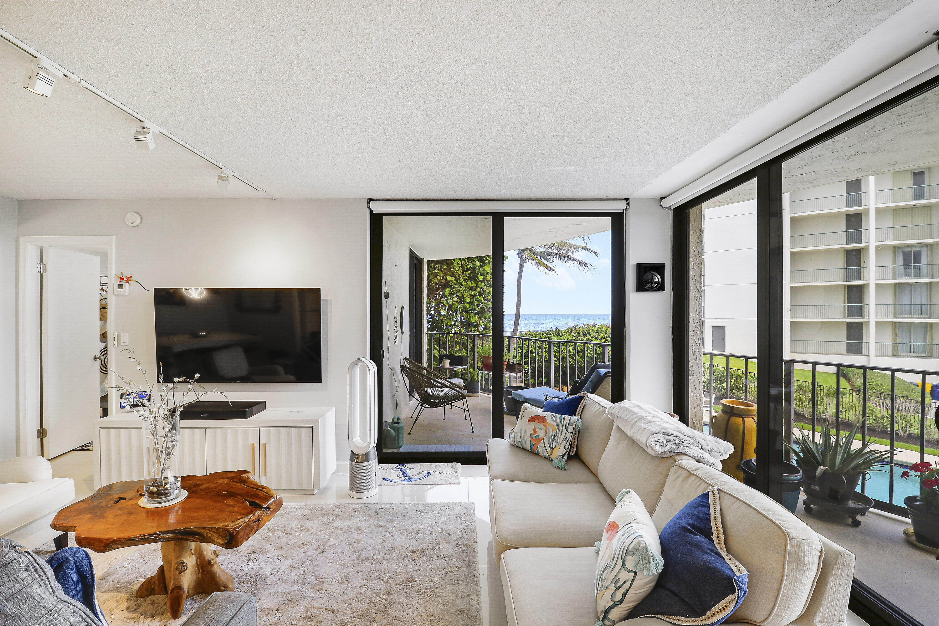 5420 N Ocean #204 Singer Island, FL 33404
