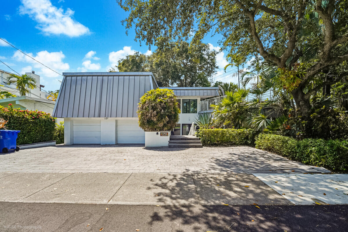 1343 Ponce De Leon