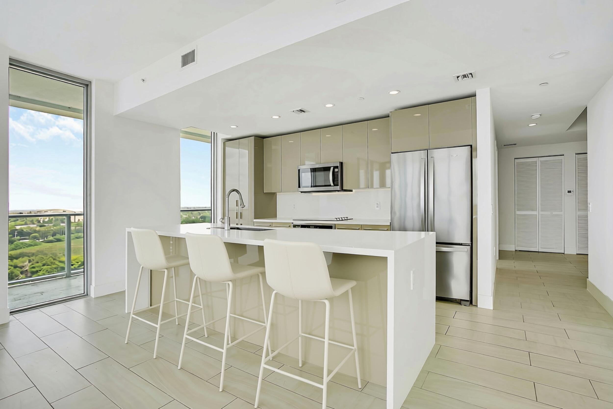 2000 Metropica #1503 Sunrise, FL 33323