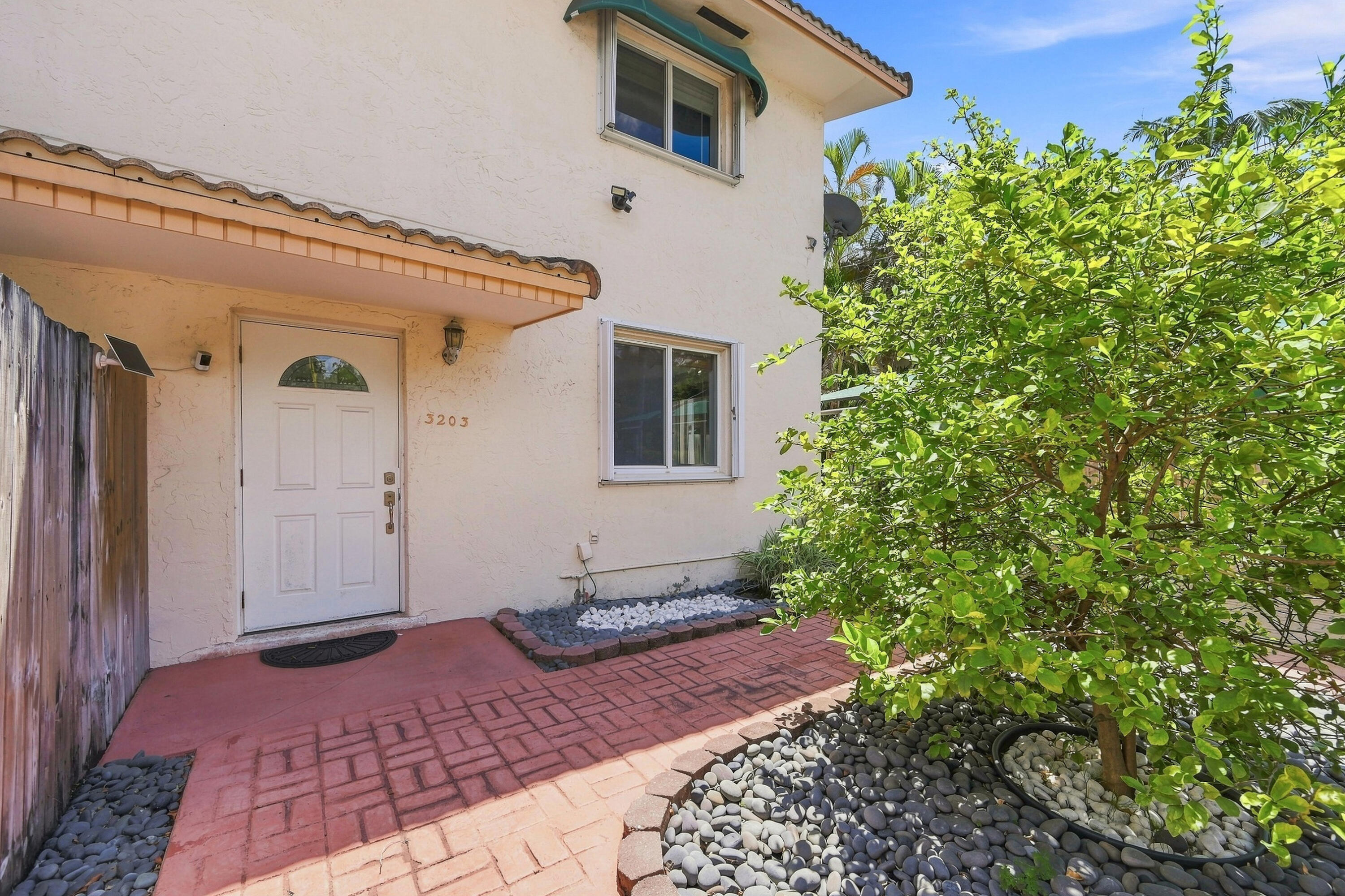 3203 Mcdonald #3203