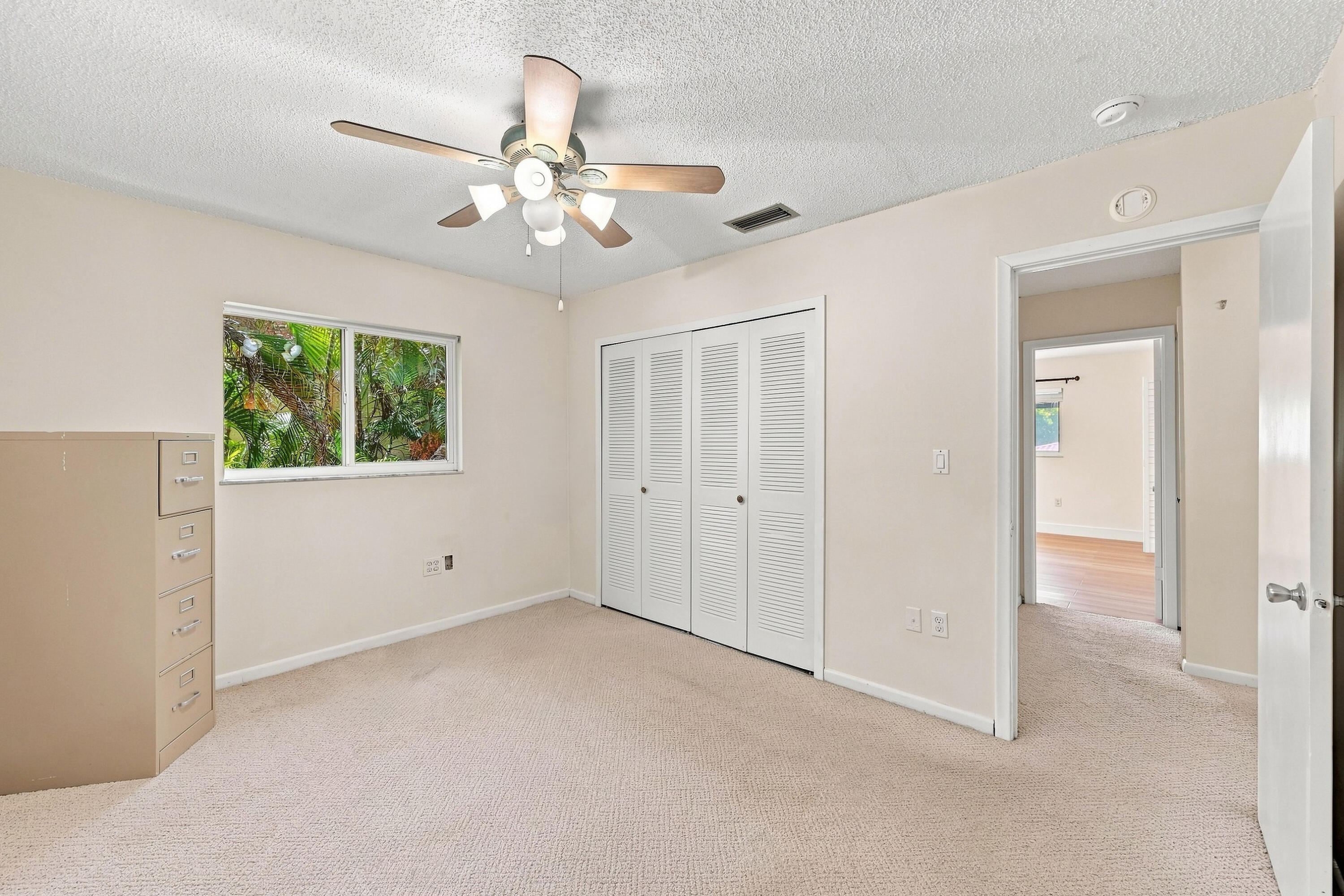 3203 Mcdonald #3203 Miami, FL 33133