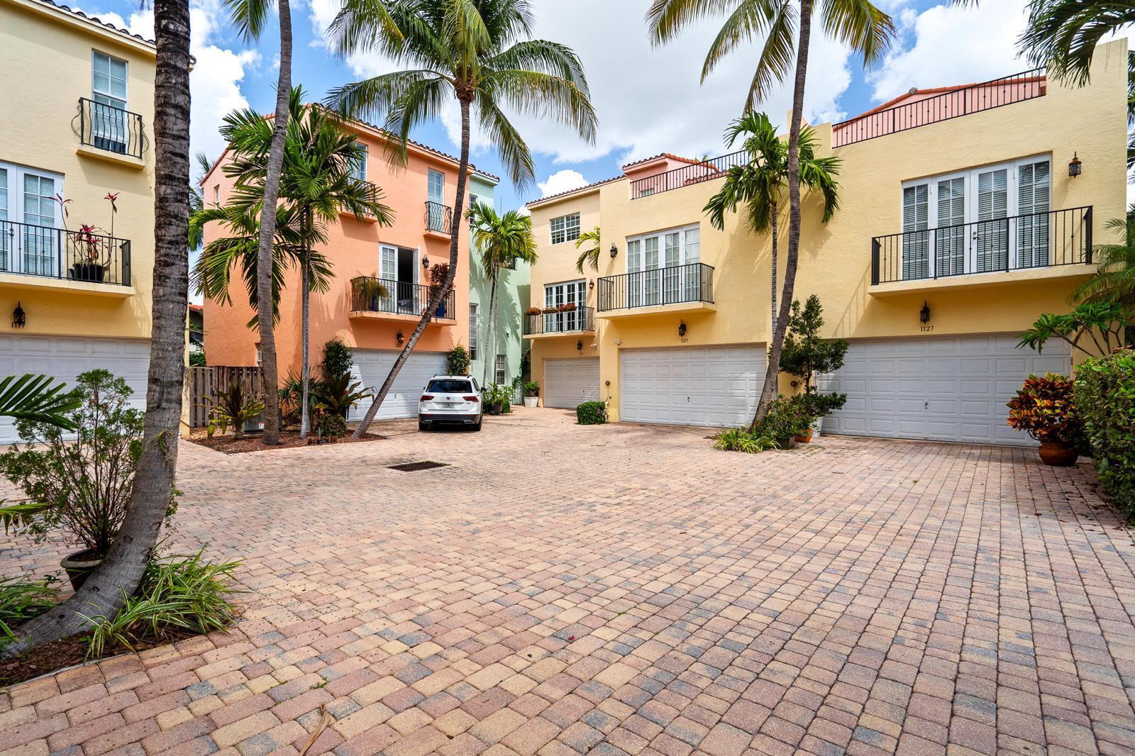 1123 NE 18th Ave