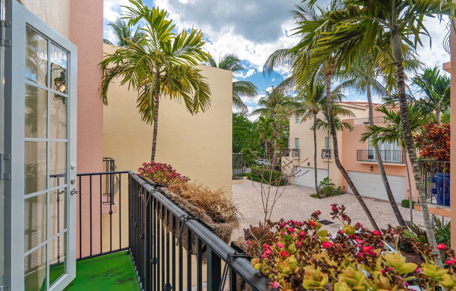 1123 NE 18th Fort Lauderdale, FL 33304