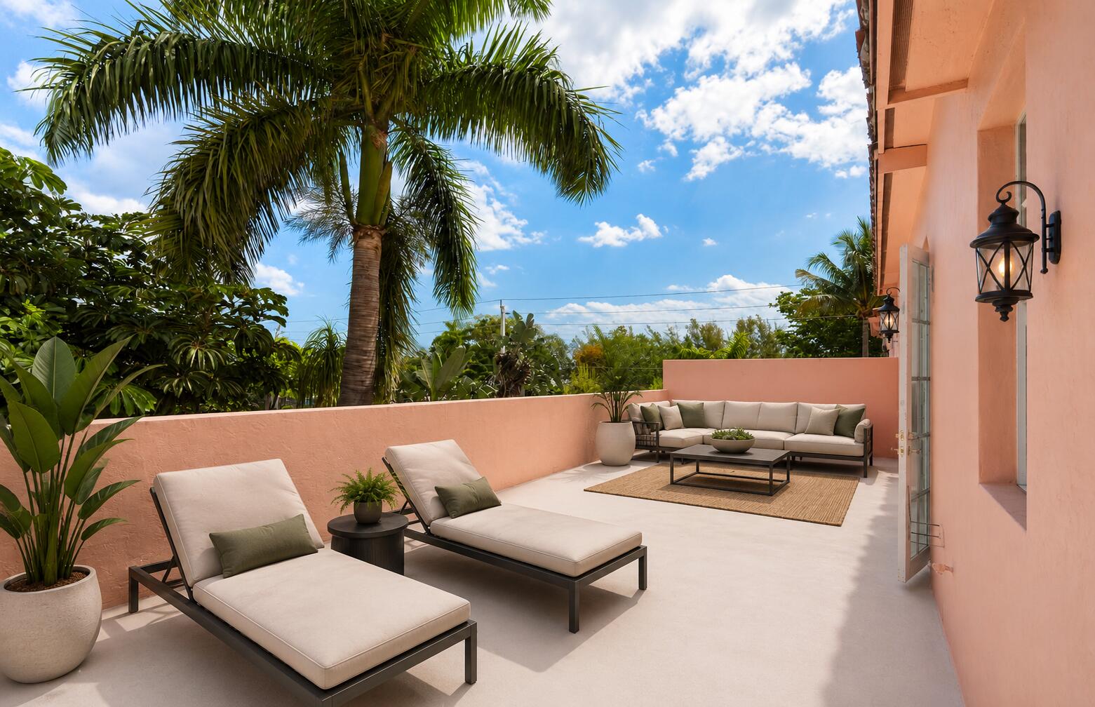 1123 NE 18th Fort Lauderdale, FL 33304