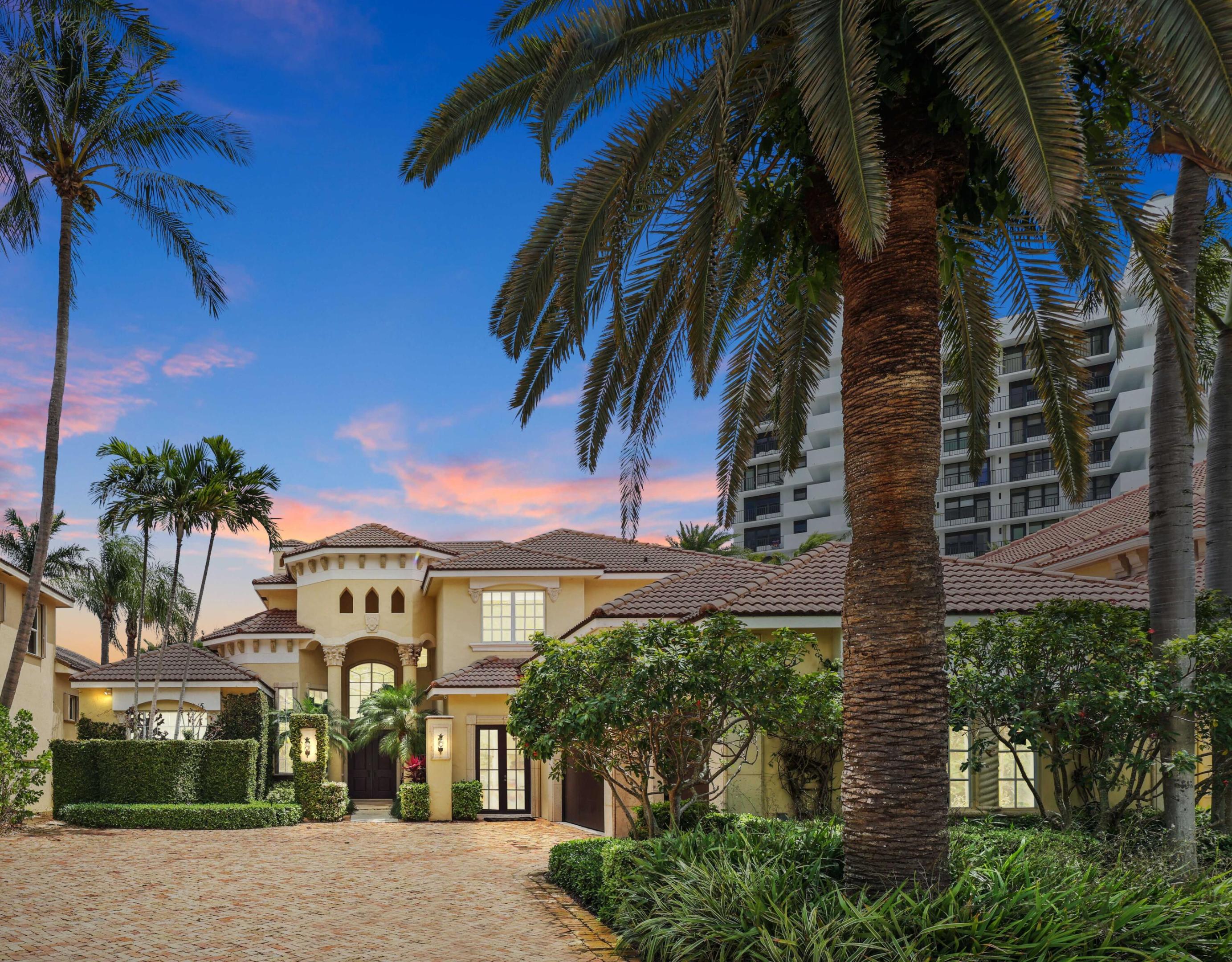 1019 Grand Ct Highland Beach, FL 33487