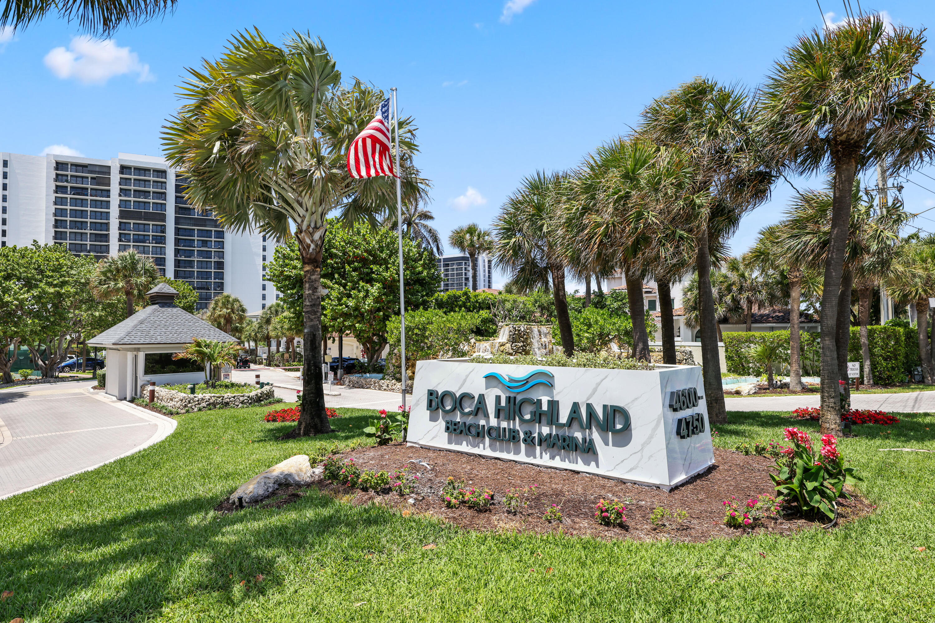 1019 Grand Ct Highland Beach, FL 33487