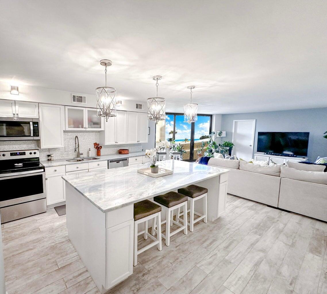2800 N Ocean Dr #B-2D