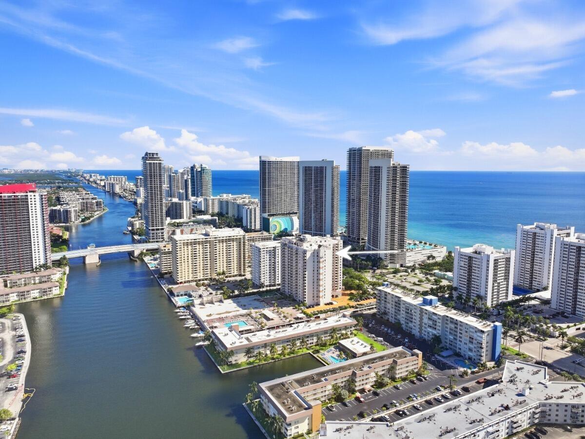 1865 S Ocean Dr #16H