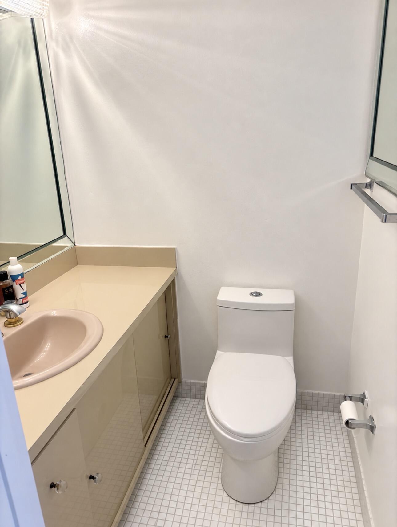 image Arlen House West8