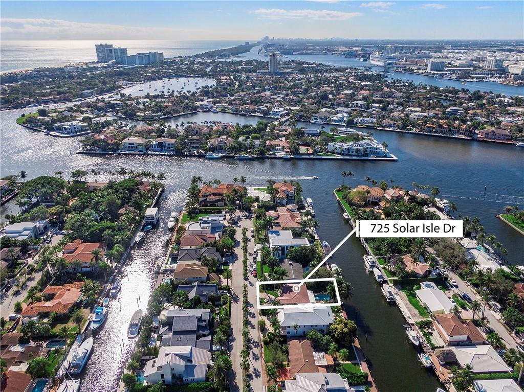 725 Solar Isle Dr