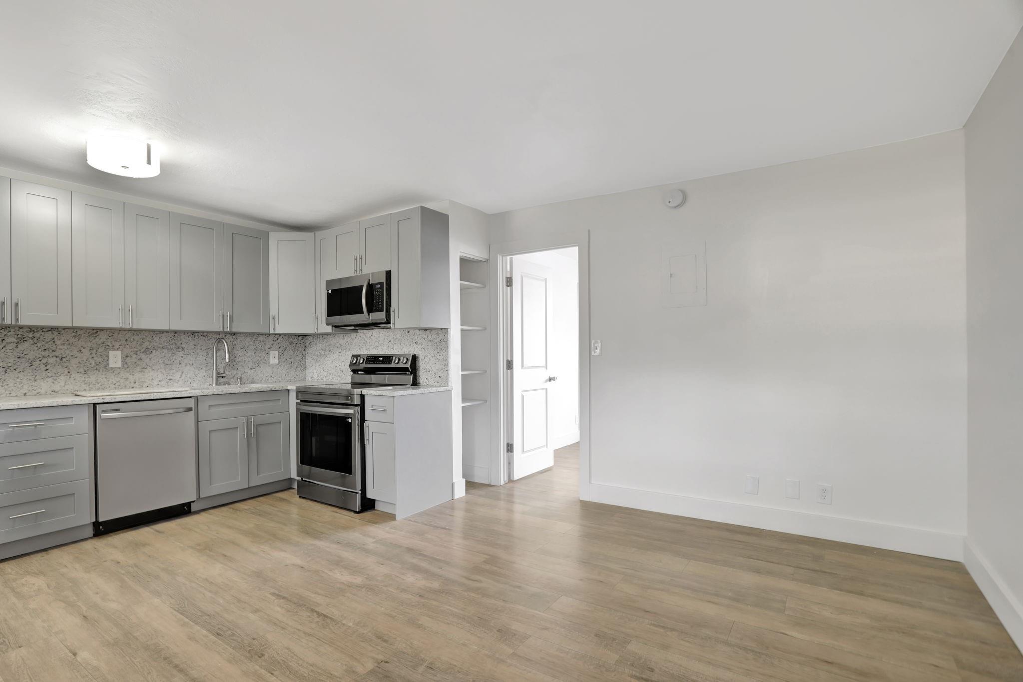 5168 NE 6th Ave #406