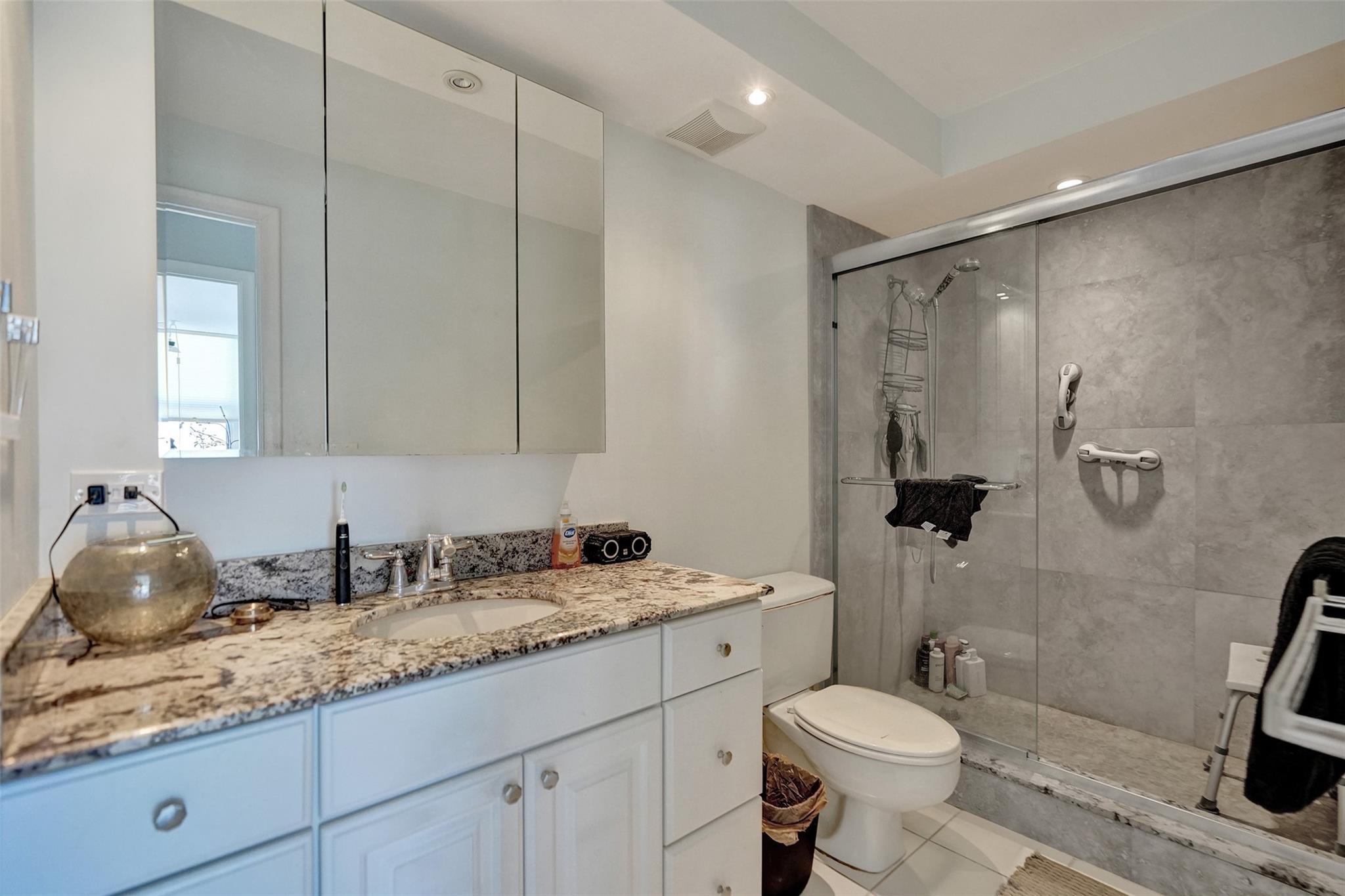 2841 N Ocean Blvd #1009,Fort Lauderdale, FL 33308