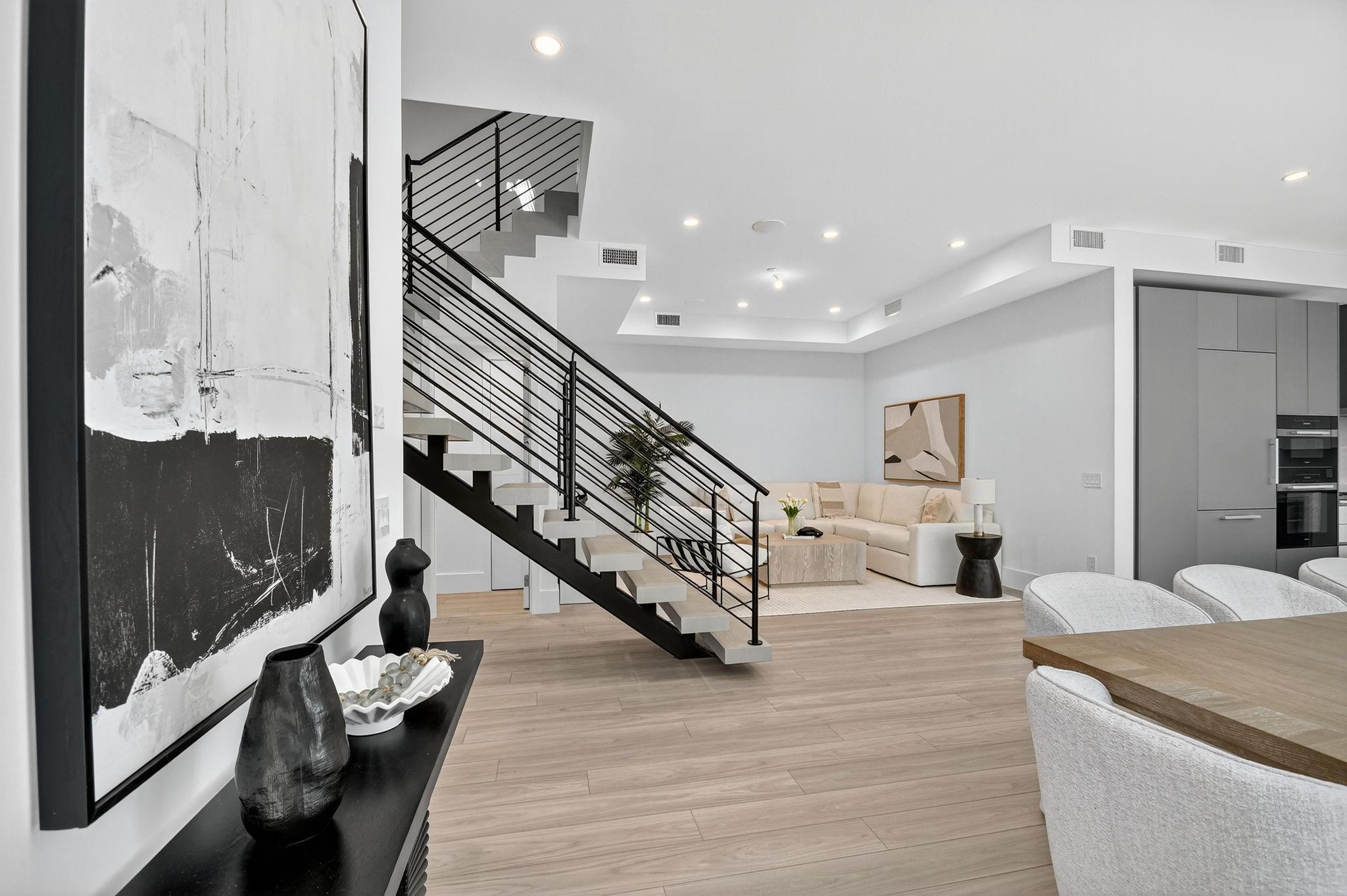 204 Osceola Park Ln Delray Beach, FL 33483