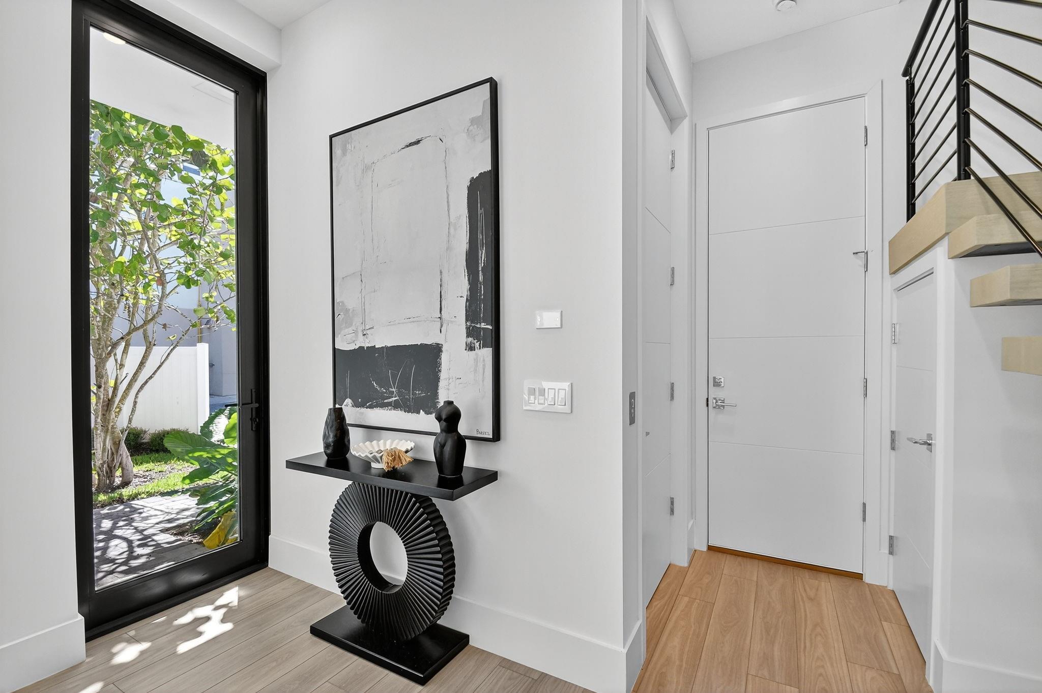 204 Osceola Park Ln Delray Beach, FL 33483