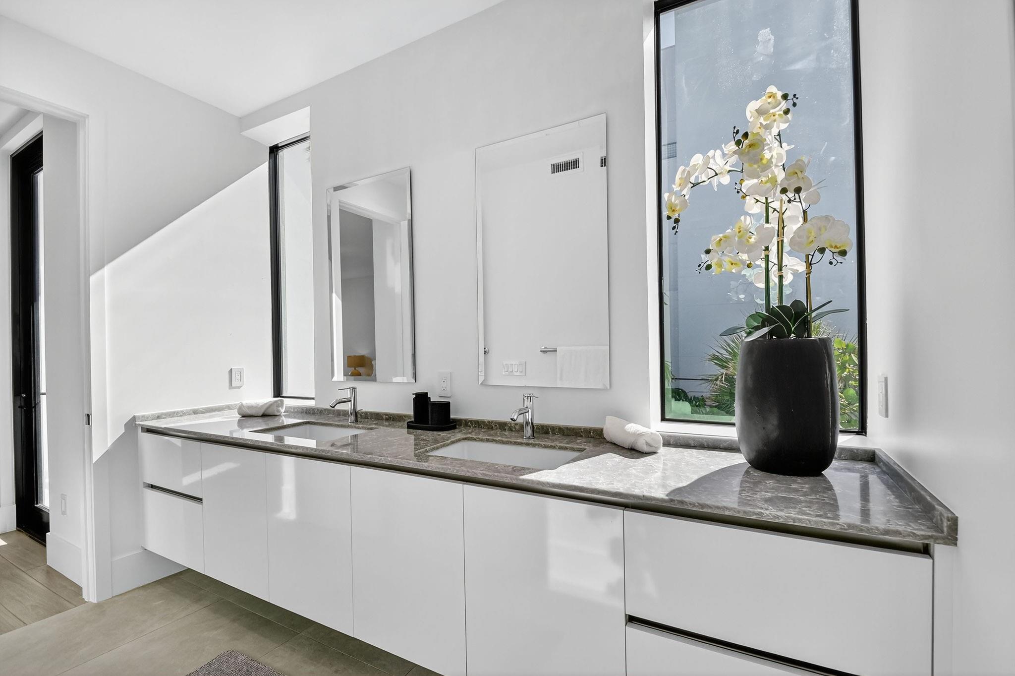 204 Osceola Park Ln Delray Beach, FL 33483