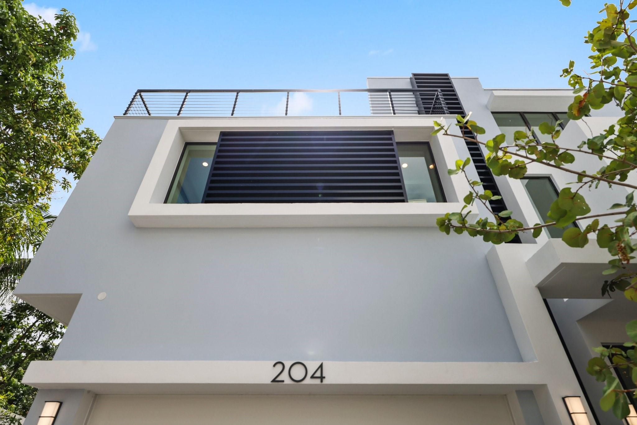 204 Osceola Park Ln Delray Beach, FL 33483