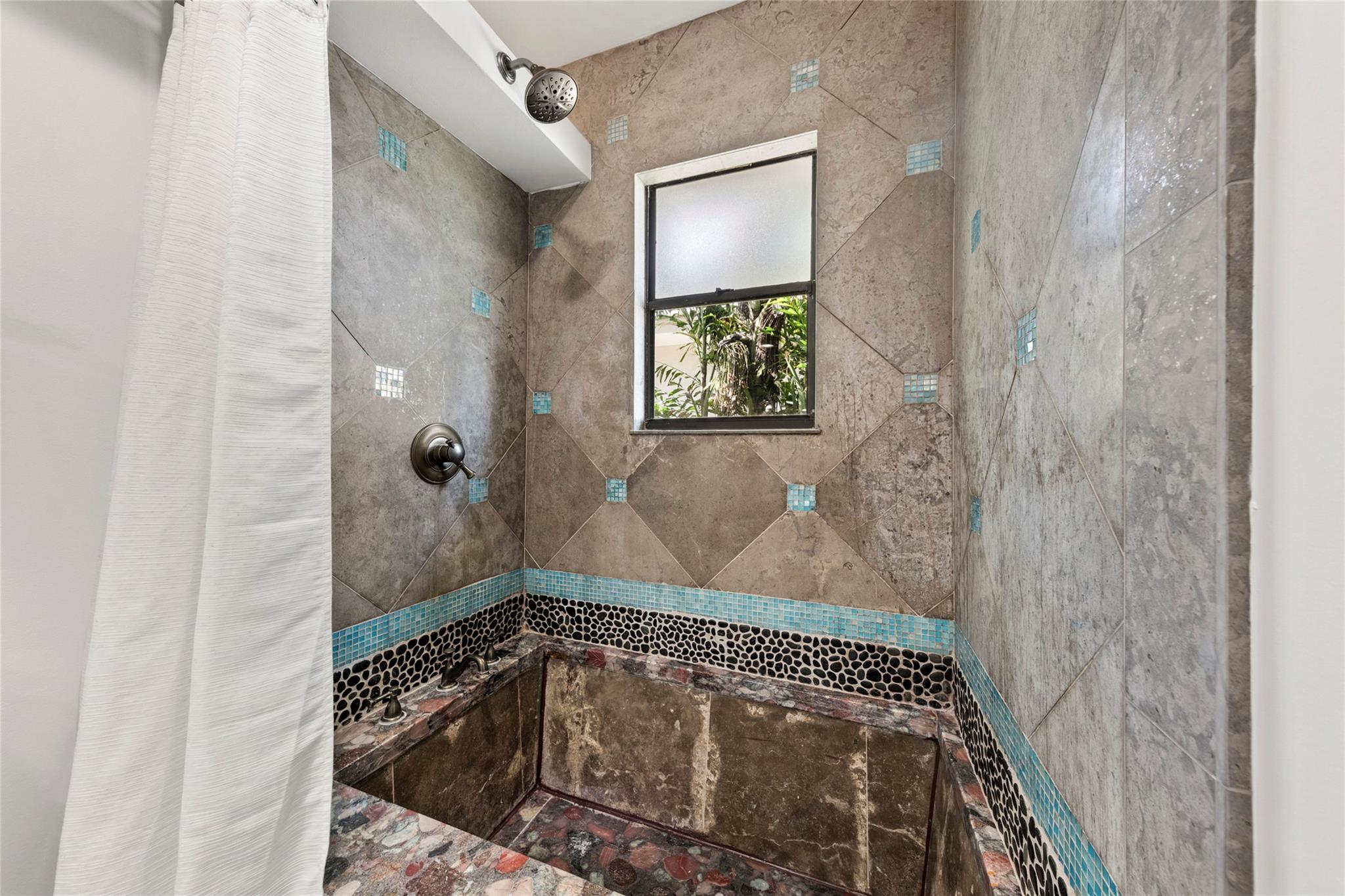 2430 Castilla Isle Fort Lauderdale, FL 33301