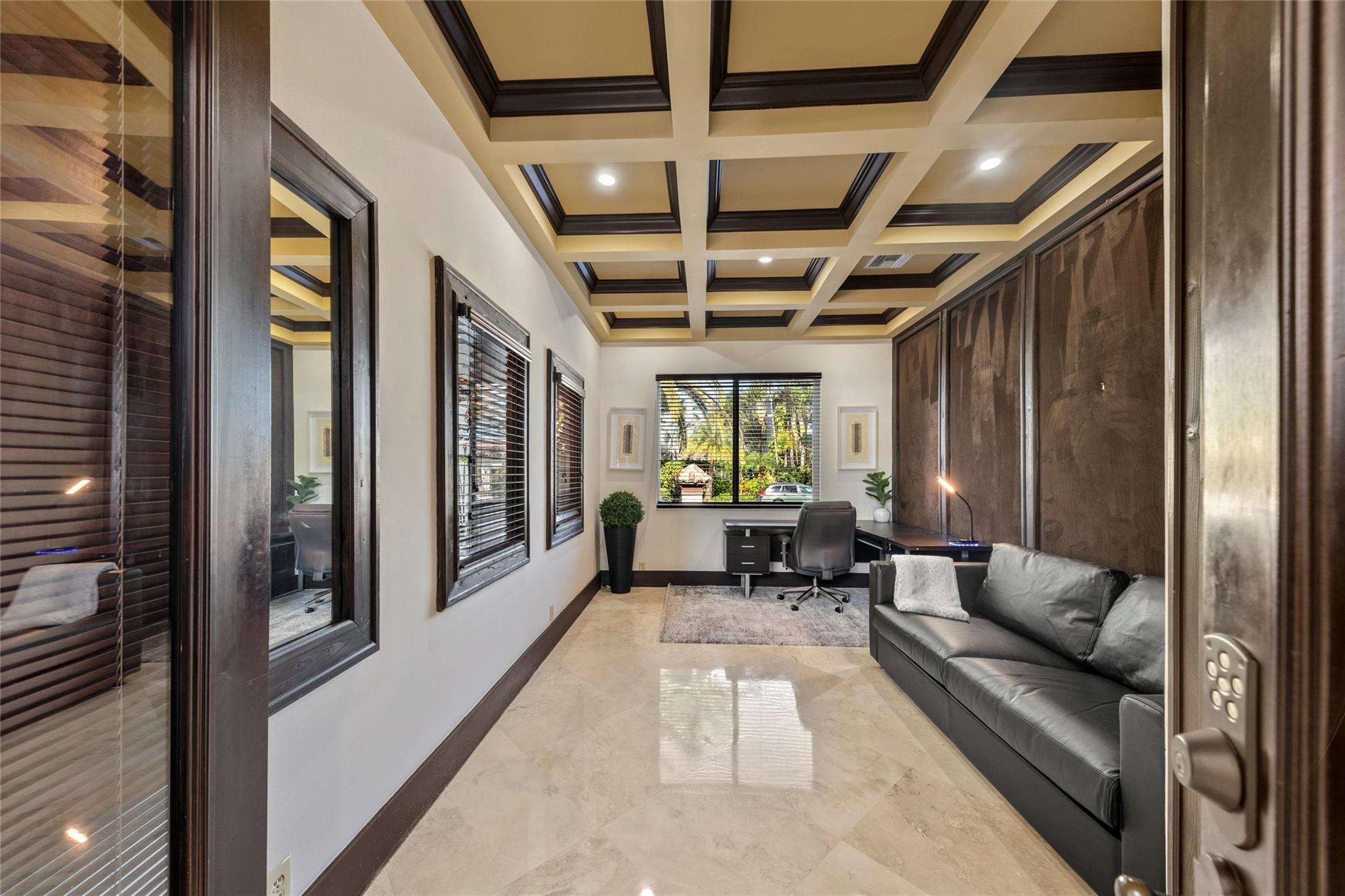 2430 Castilla Isle Fort Lauderdale, FL 33301