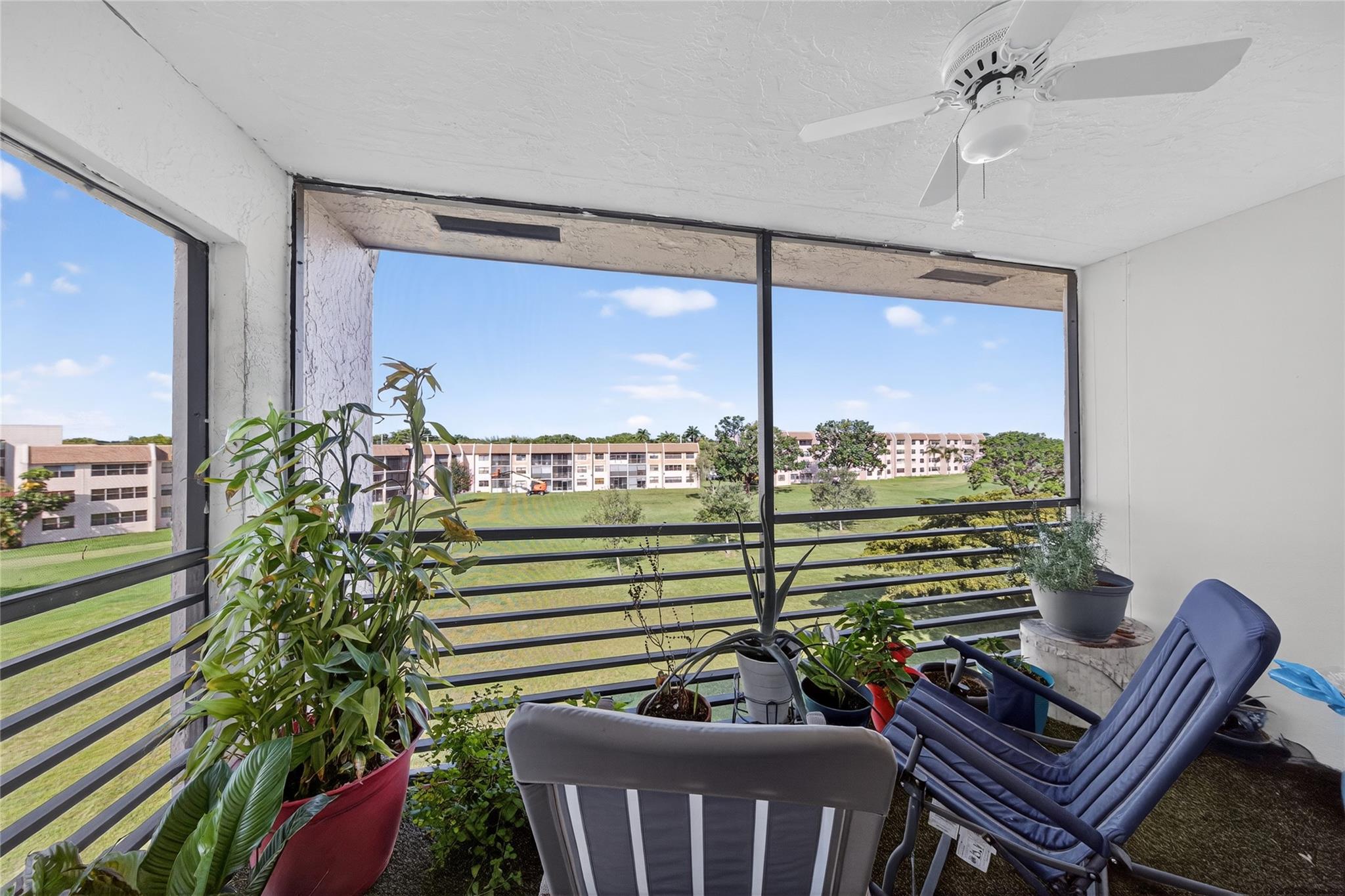 10145 Sunrise Lks Blvd #406
