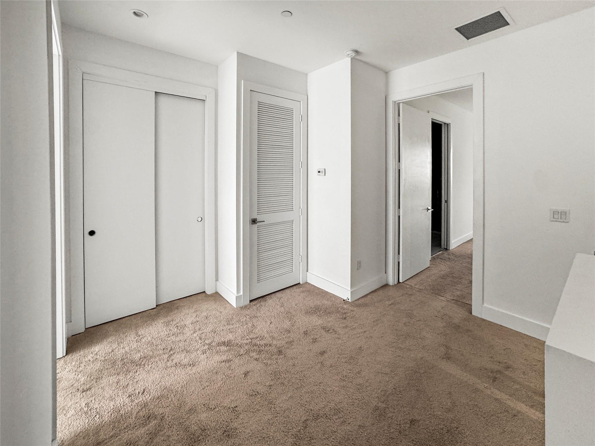 1044 Ne 18th Ave #203 Fort Lauderdale, FL 33309