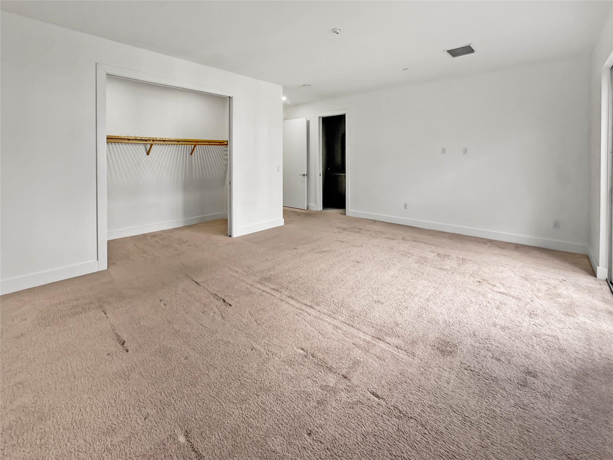 1044 Ne 18th Ave #203 Fort Lauderdale, FL 33309