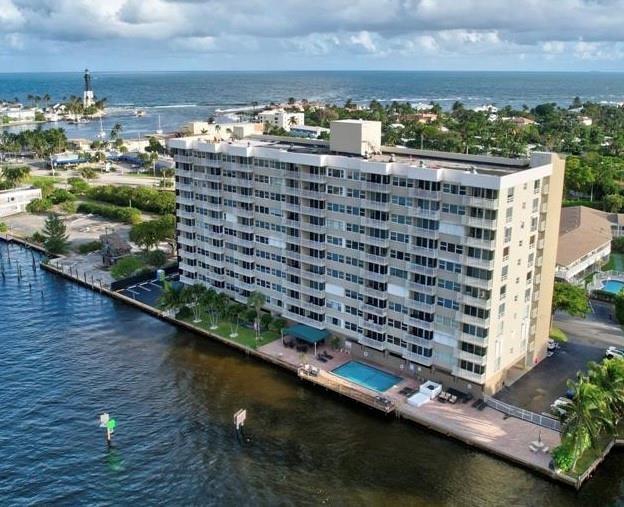 2611 N Riverside Dr #1106 Pompano Beach, FL 33062