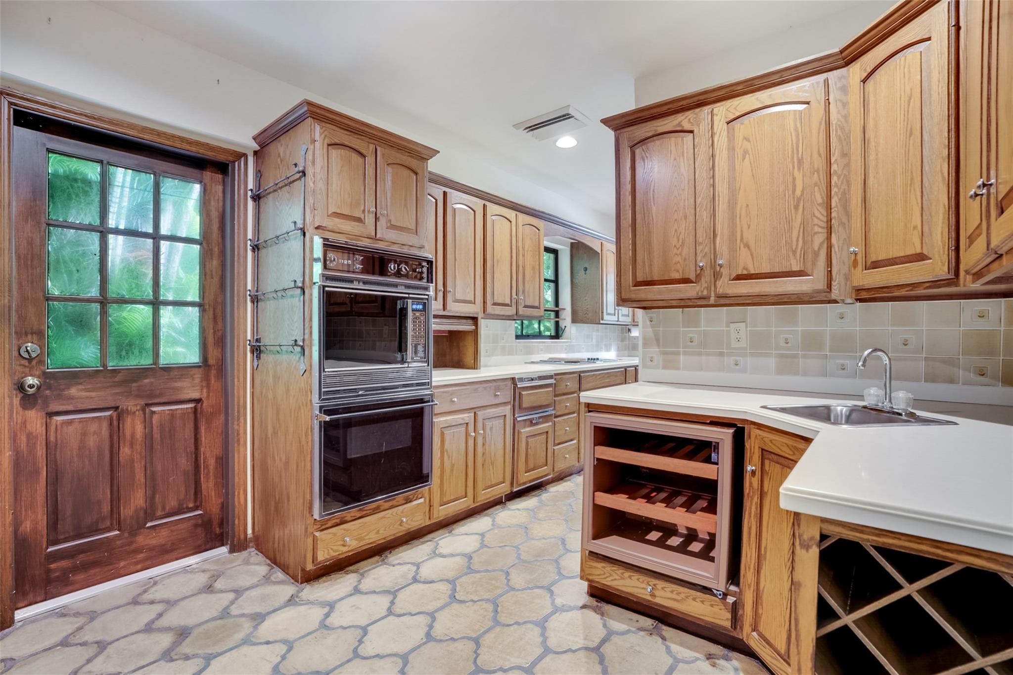 1022 SE 12th Way Fort Lauderdale, FL 33316