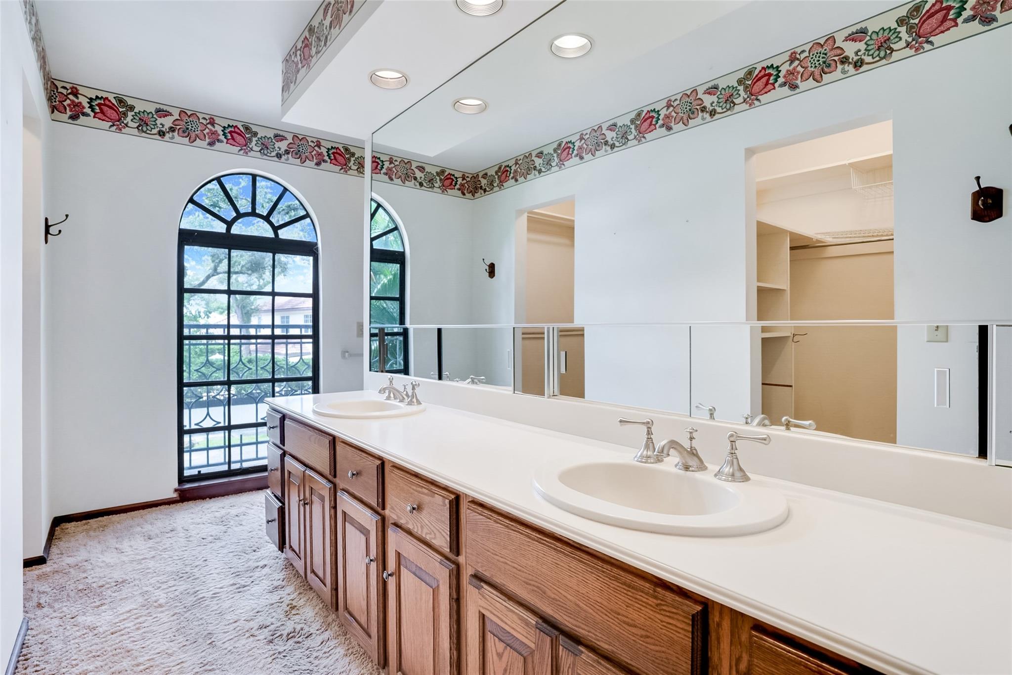 1022 SE 12th Way Fort Lauderdale, FL 33316