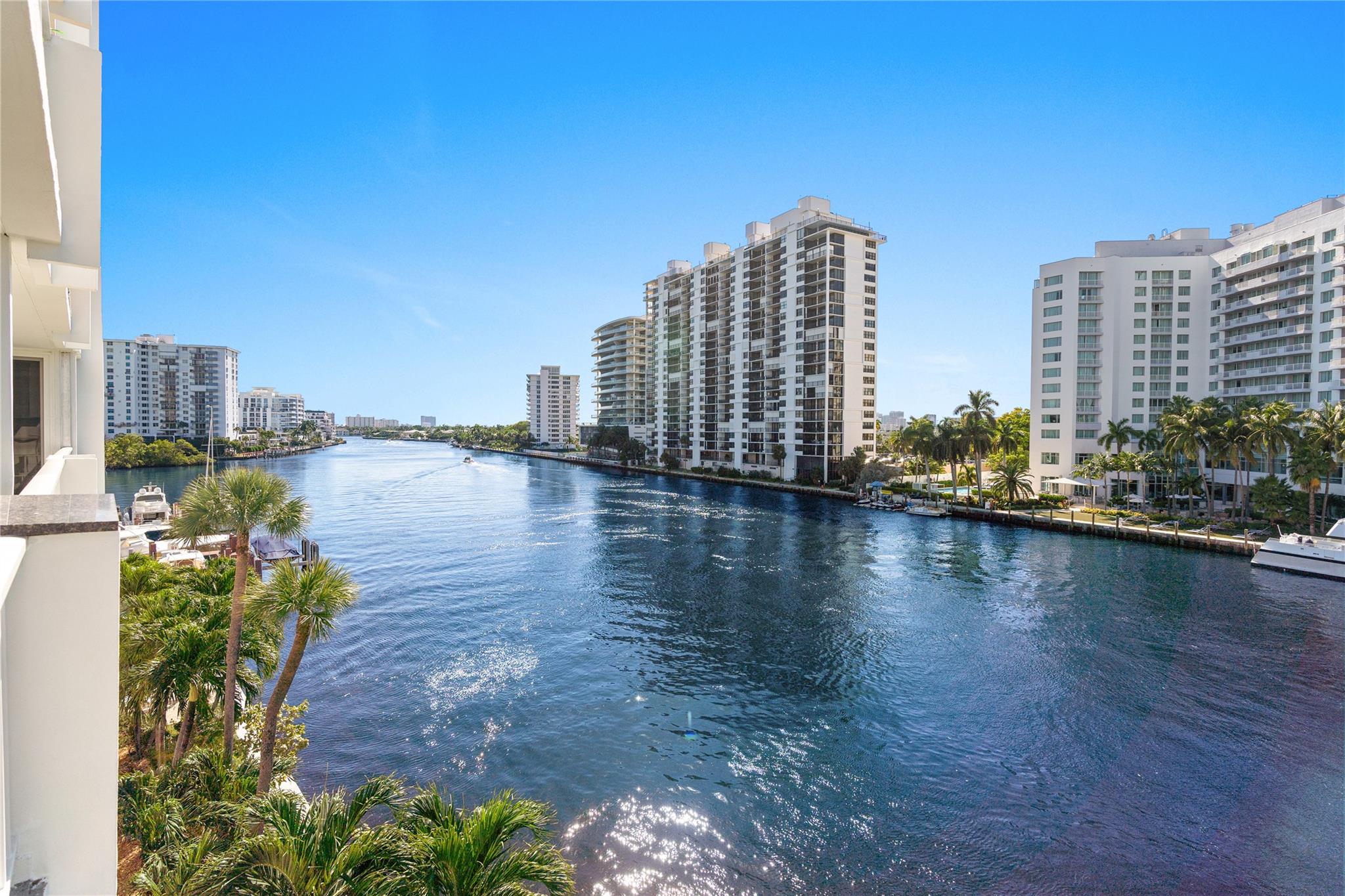 2800 E Sunrise Blvd #5C