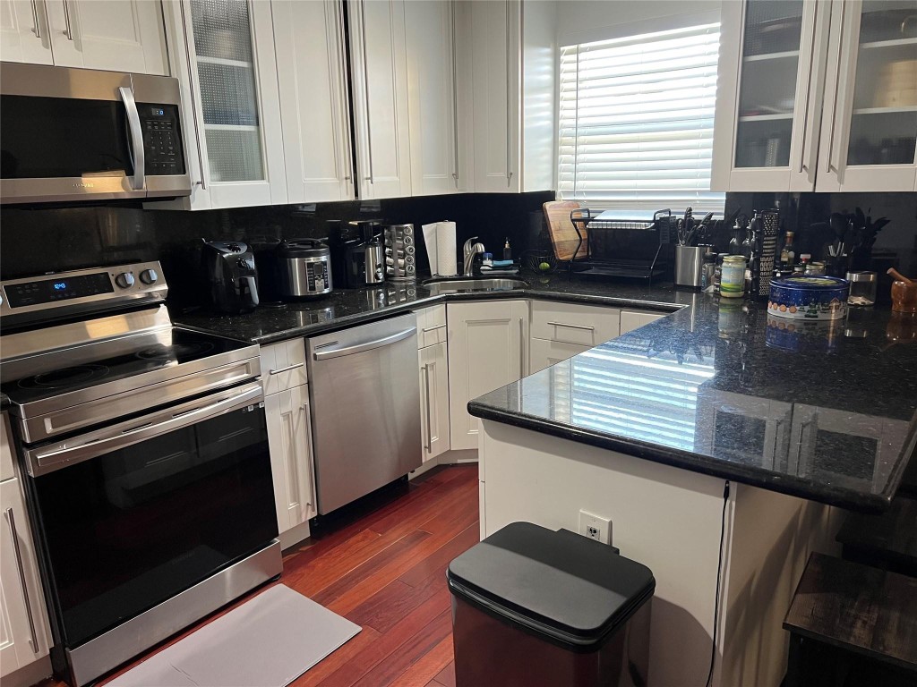 1975 NE 135th St #3R North Miami, FL 33181