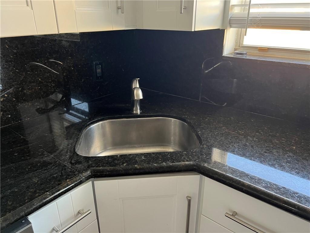 1975 NE 135th St #3R North Miami, FL 33181