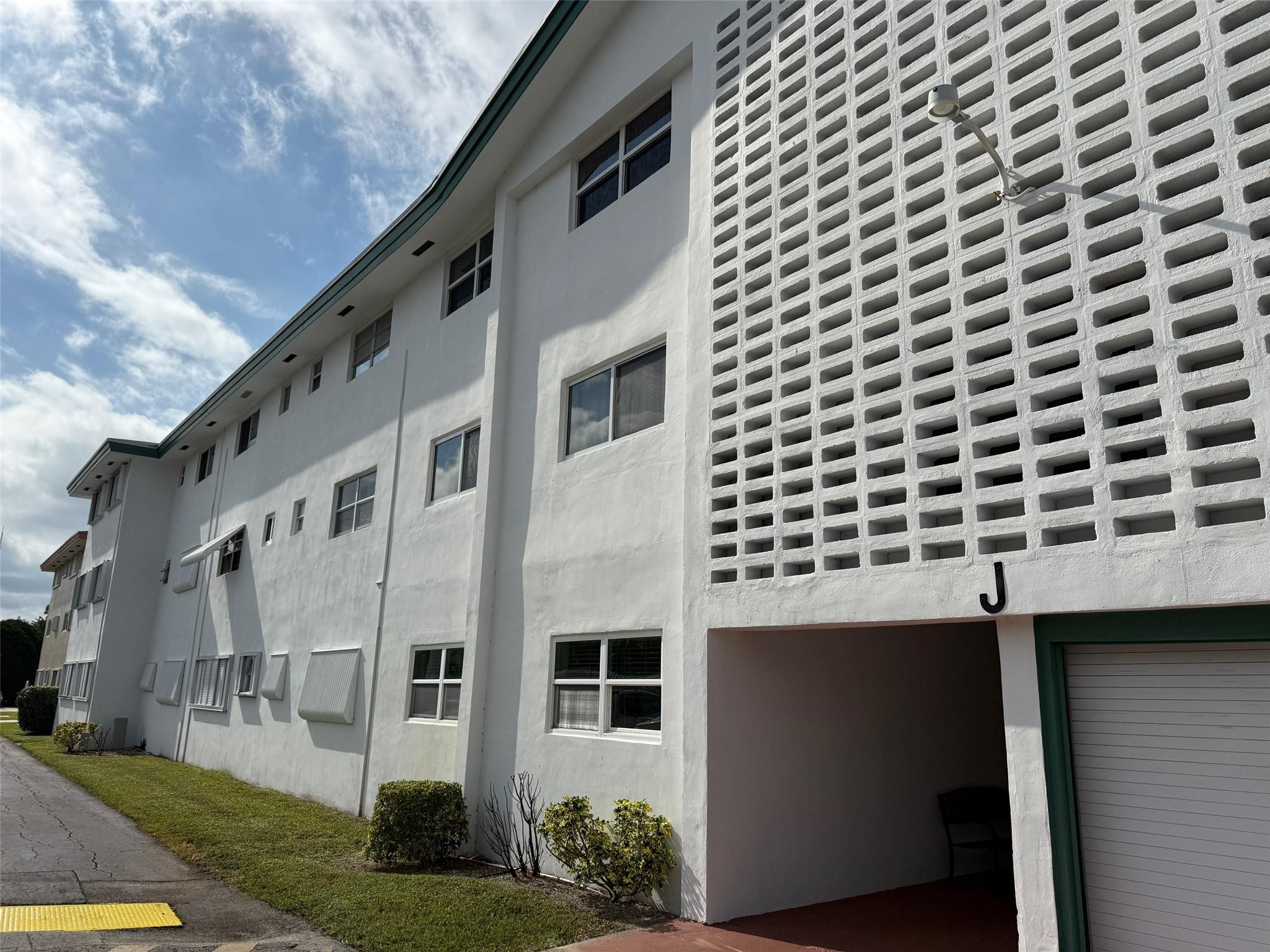 5300 Washington St #118 Hollywood, FL 33021