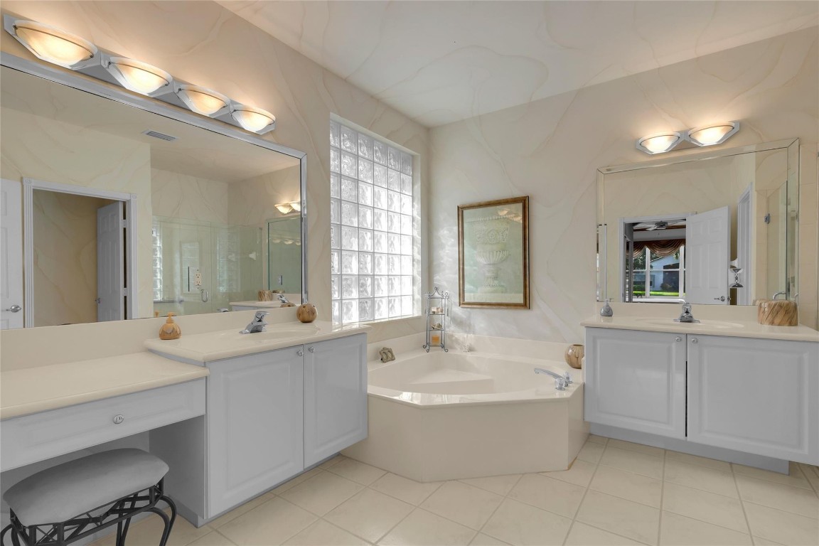 7398 Kahana Boynton Beach, FL 33437