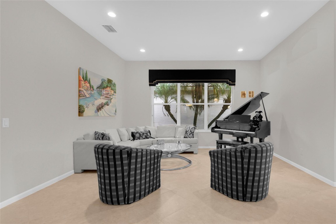 7398 Kahana Boynton Beach, FL 33437