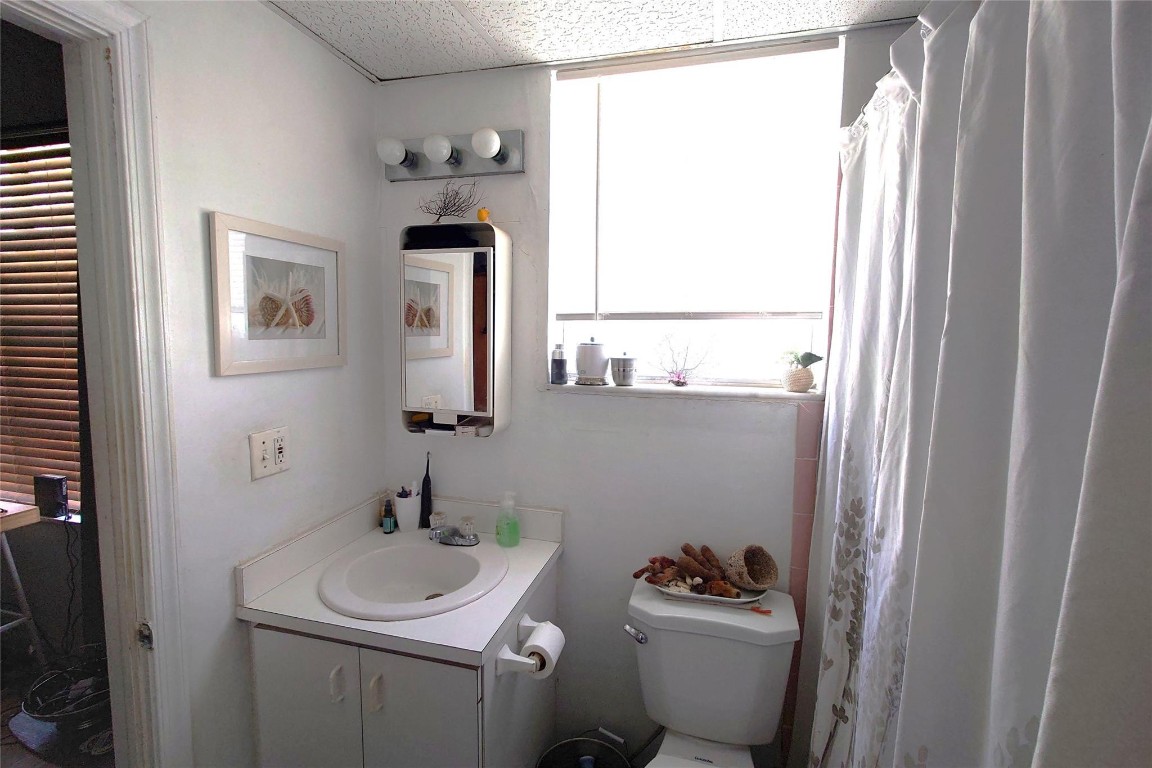 1200 Euclid #206 Miami Beach, FL 33139