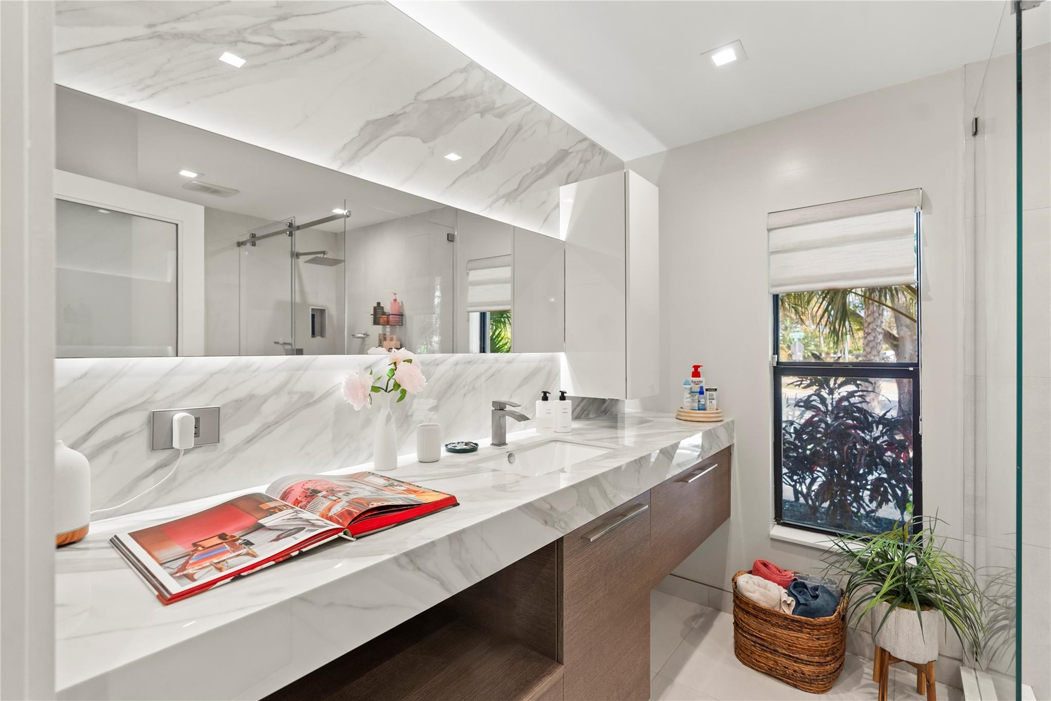 2430 NE 49th Lighthouse Point, FL 33064