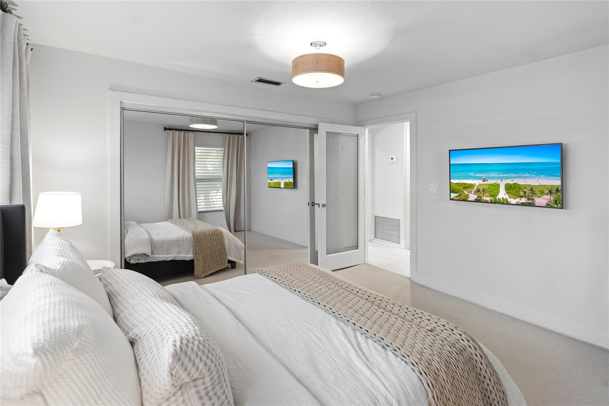 2430 NE 49th Lighthouse Point, FL 33064