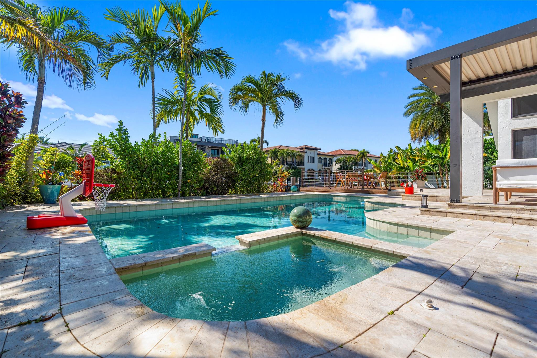 2430 NE 49th Lighthouse Point, FL 33064