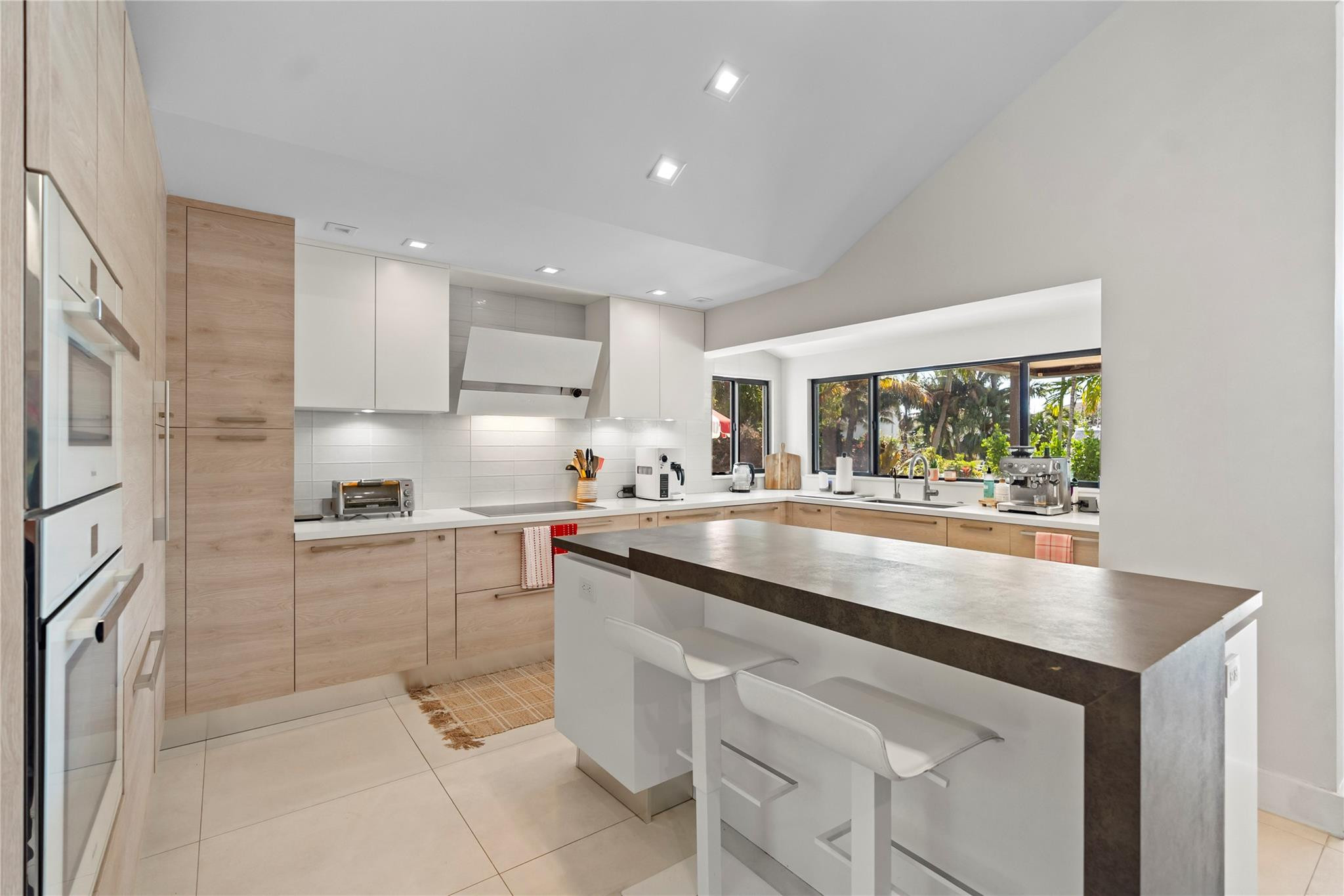 2430 NE 49th Lighthouse Point, FL 33064