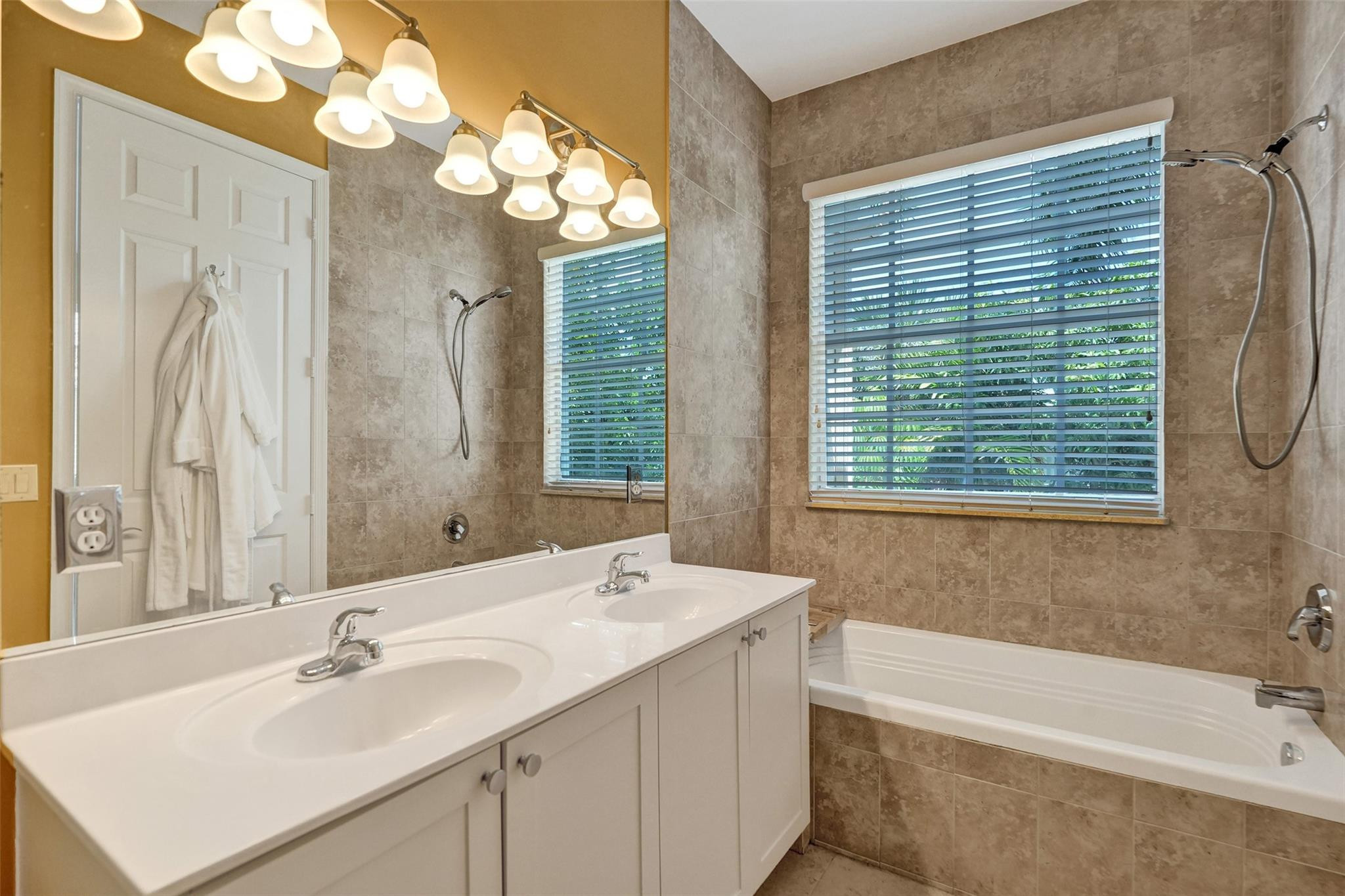 816 S Riverside #816 Pompano Beach, FL 33062